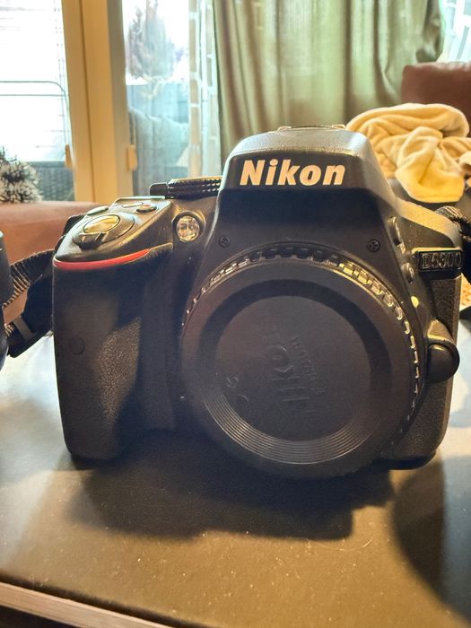 Nikkon D5300 + 18/55mm + 35mm