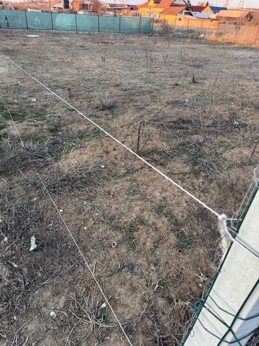 Vand teren intravila in suprafata de 600 mp