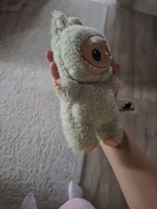 Лабубу зелёный милый оригинальный