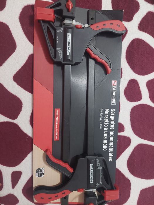 Clemă cu o singură mâna!