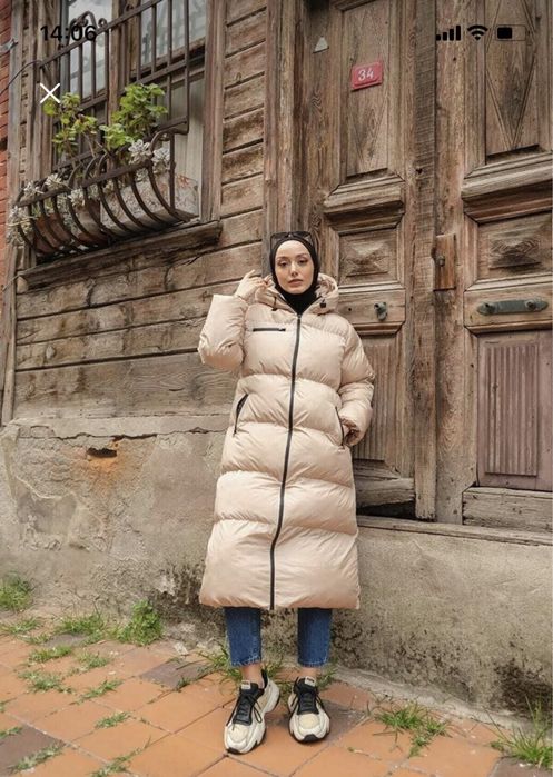 Куртка бежевая