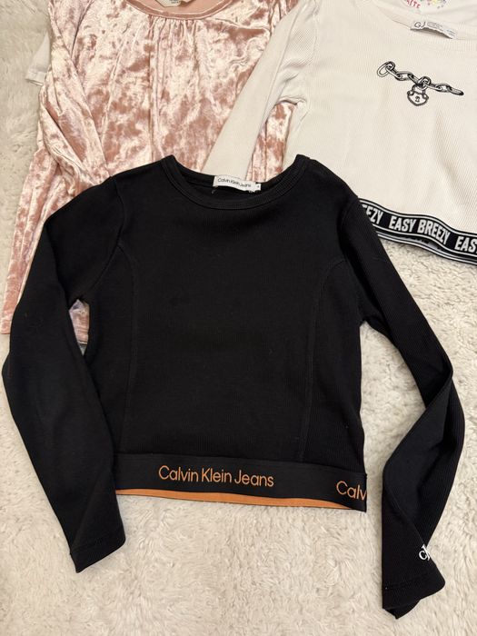 Кофточки в отличном состоянии на возраст 7-8 лет