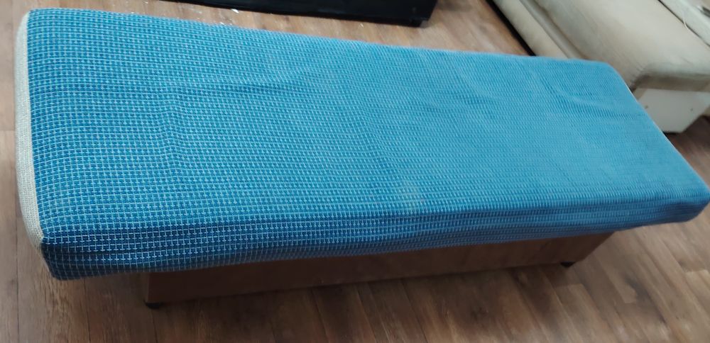 Диван тахта  бесплатно 2шт