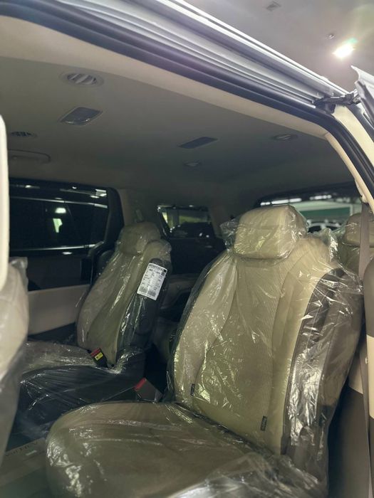 New Kia Carnival Hybrid на заказ