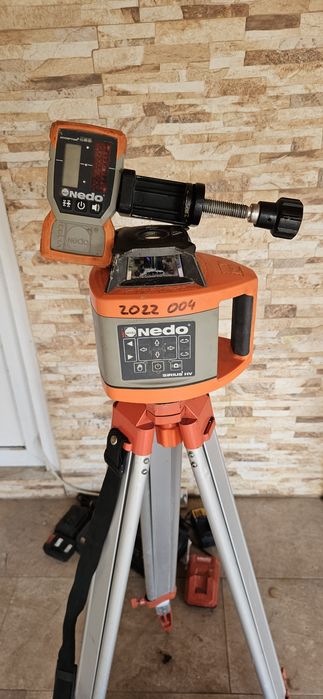 Laser exterior  Dewalt  Cembre