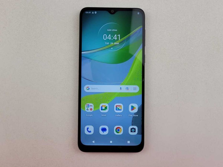 vand telefon motorola E13