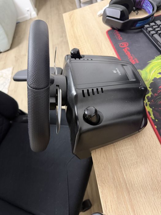 Volan gaming Logitech G27 complet
