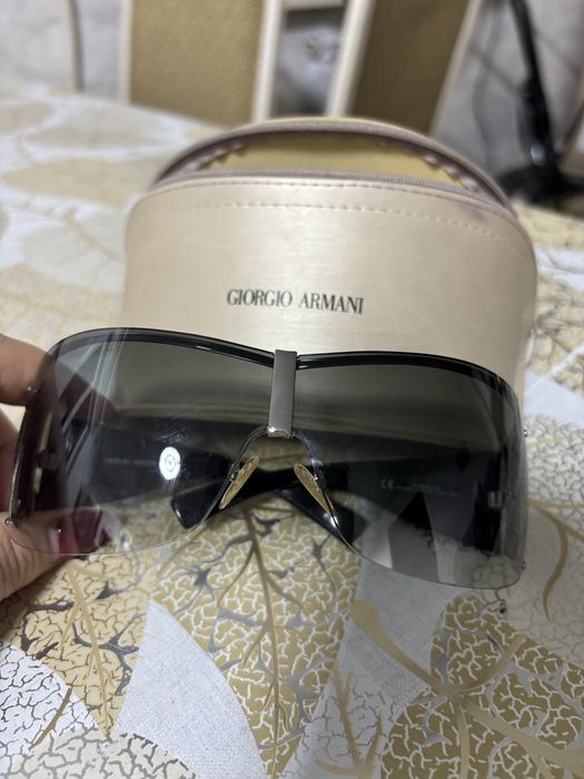 Продам очки армани в с чехлом