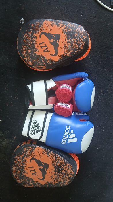 Boks qo'lqop, боксёр перчатки adidas