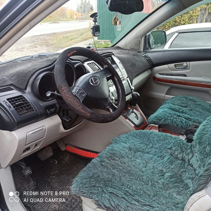Продам автомобиль Лексус  2005 года выпуска