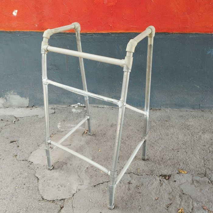 Ходунки взрослые реабилитационные инвалидные