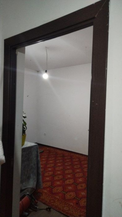 3-Xonali Kvartira sotiladi 3 - Etajli Dom 1-Etaj 3-Xona!