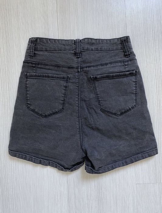 Къси панталонки H&M