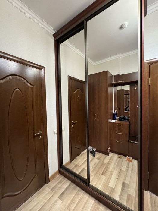 Спальный гарнитур, шкафы, стенка