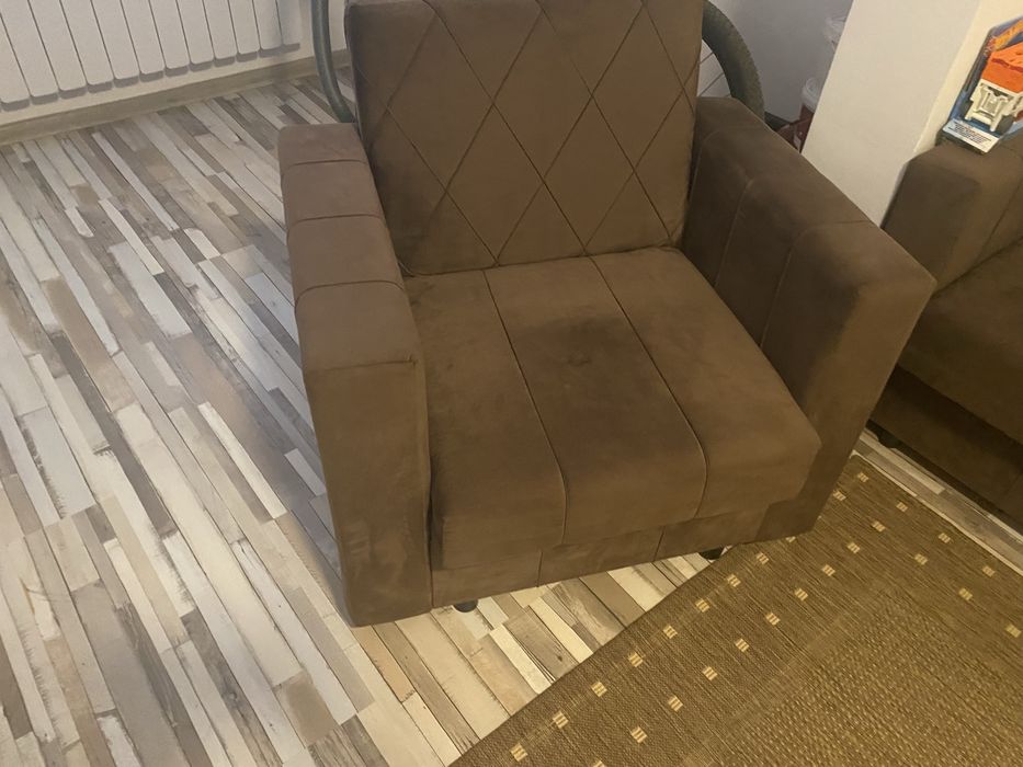Дивани и фотьол