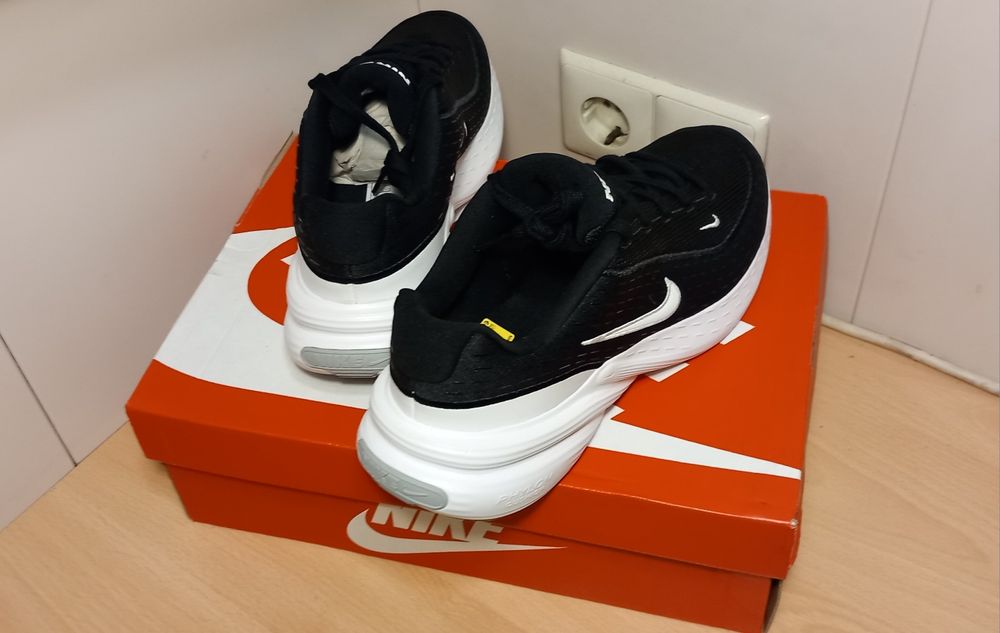 Оригинални Маратонки NIKE