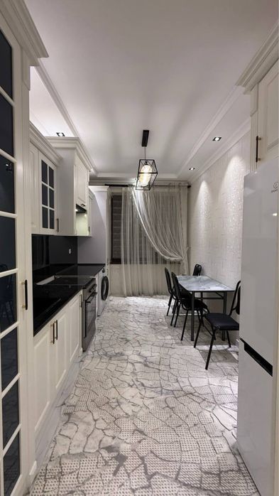 Продается 3 ком. Квартира на 1 этаже площадью 80 кв.м. По ул. Гагарина