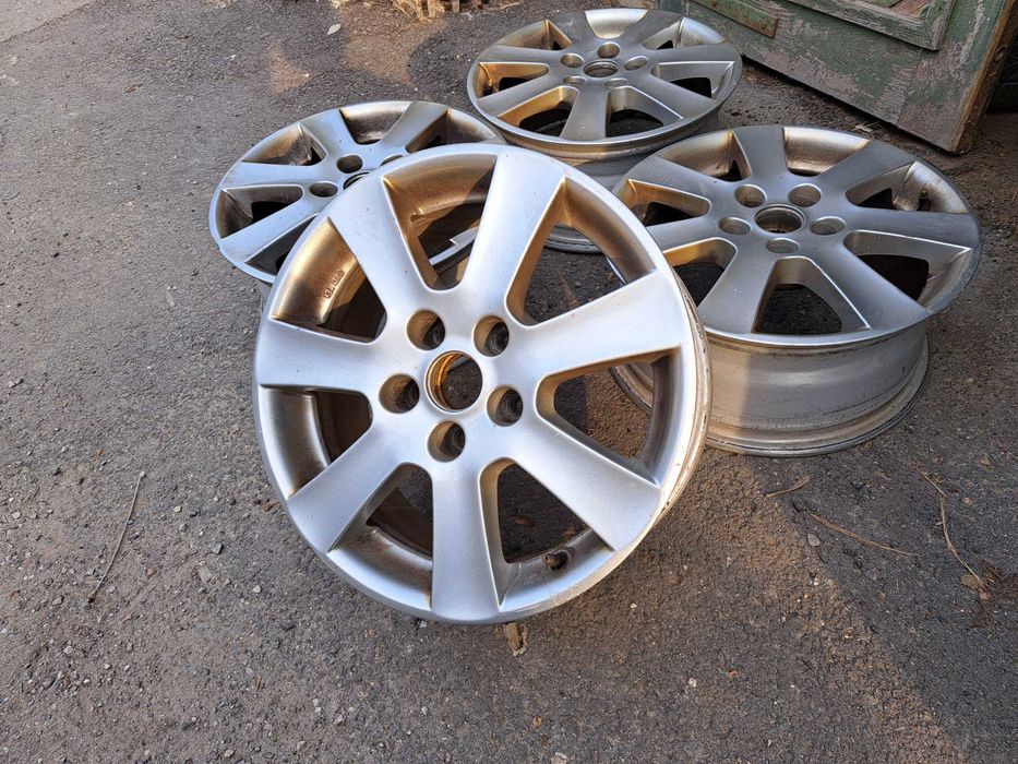 5х110/16 с гуми Алфа Ромео Опел 5x110/16 Alfa Romeo Opel Borbet