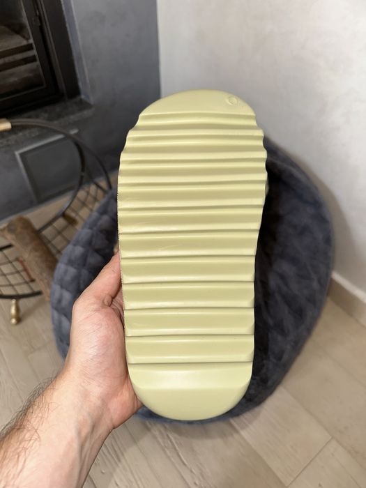 Adidas Yeezy Slide Resin
