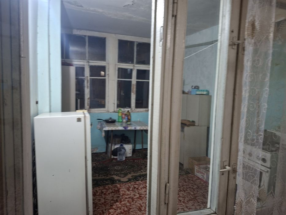 Uy sotiladi(2 xonali), mo'ljall xalqlar do'stligi saroyi!