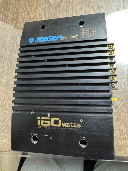 Автоусилвател jebsen 160 watts