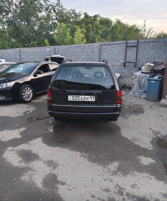 Опель астра продам срочно