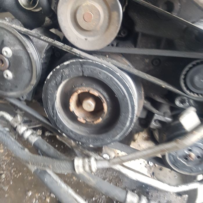 Дюзи за БМВ е90 2.0д 163кс