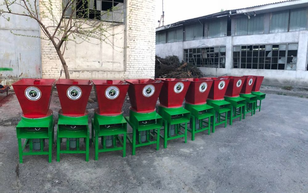 Kosmos drabilkalar 4kw 3000abarot, 3xil nasadka bor, xolati ideal.Kosm