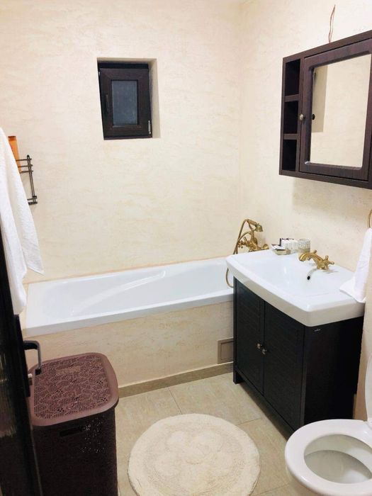 Apartament de inchirat intre zona cetate si zona centru -Cartier Tolstoi