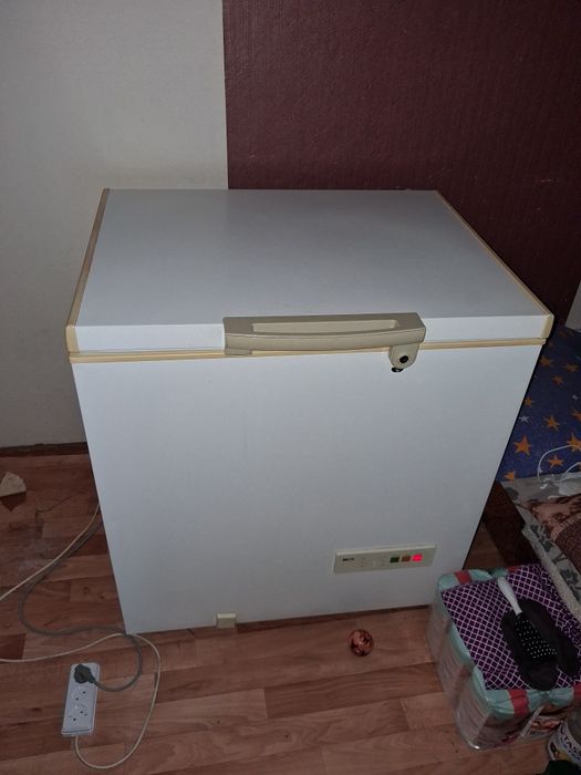 Продам отличныи маразильник