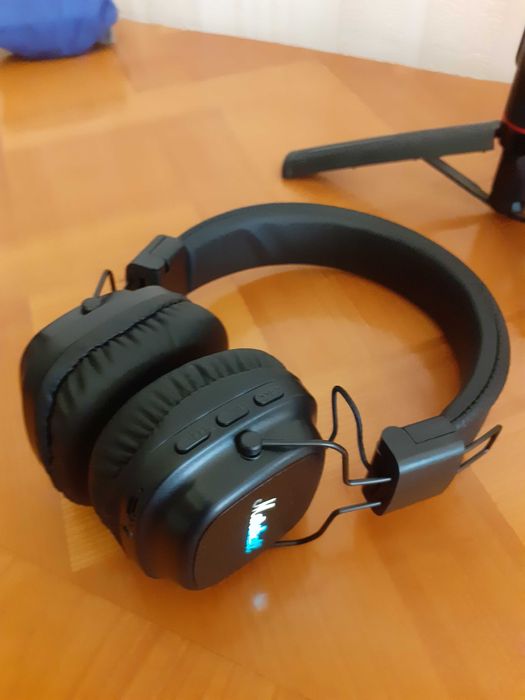 Новые накладные наушники блютуз