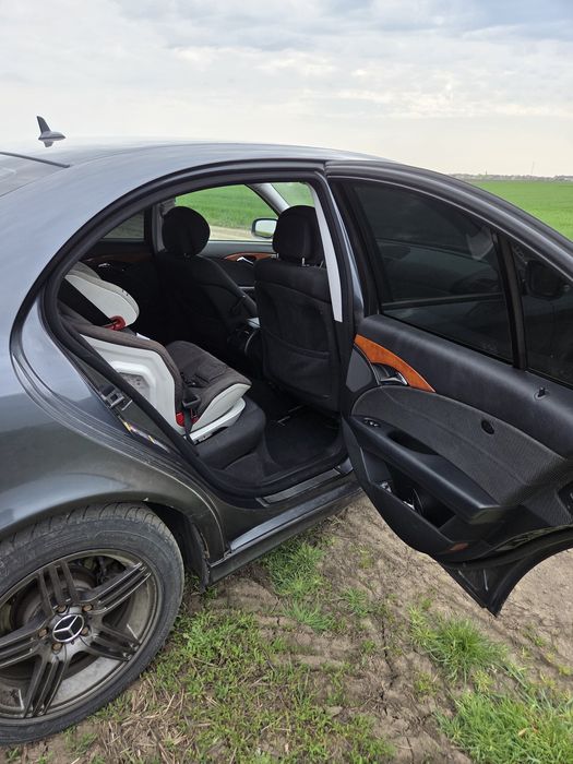 Mercedes Benz E 220 w211