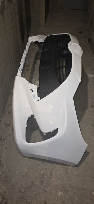 Предна броня за тойота ярис