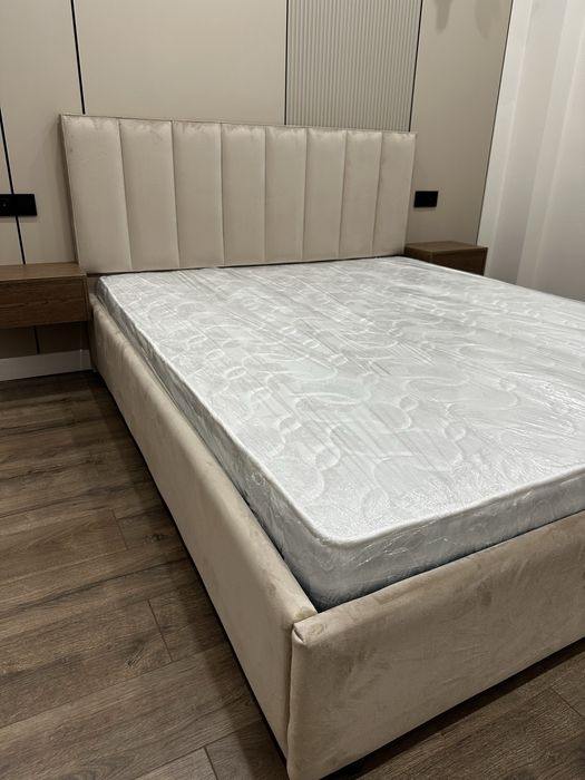 Кровать двухспальная