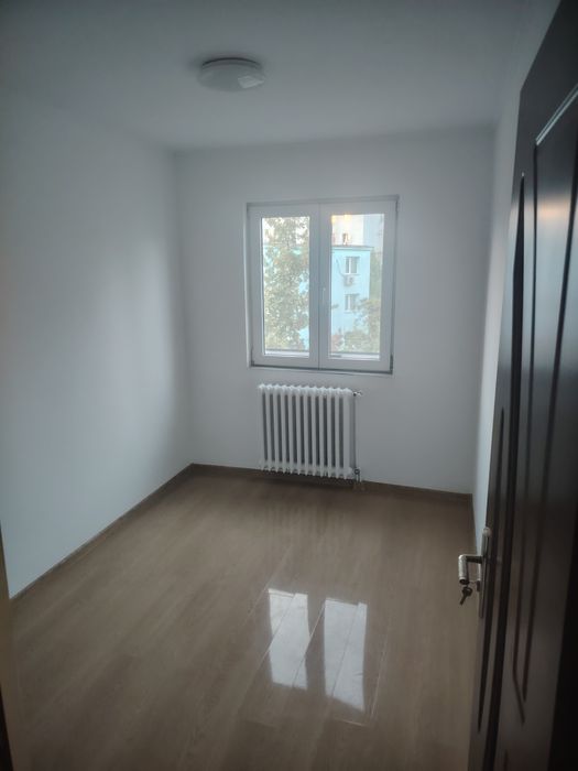 Apartament de vanzare zona Alexandru Cel Bun. Zona semicentrala