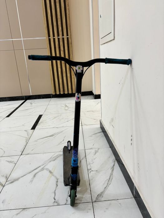 Трюковой самокат Longway Prime