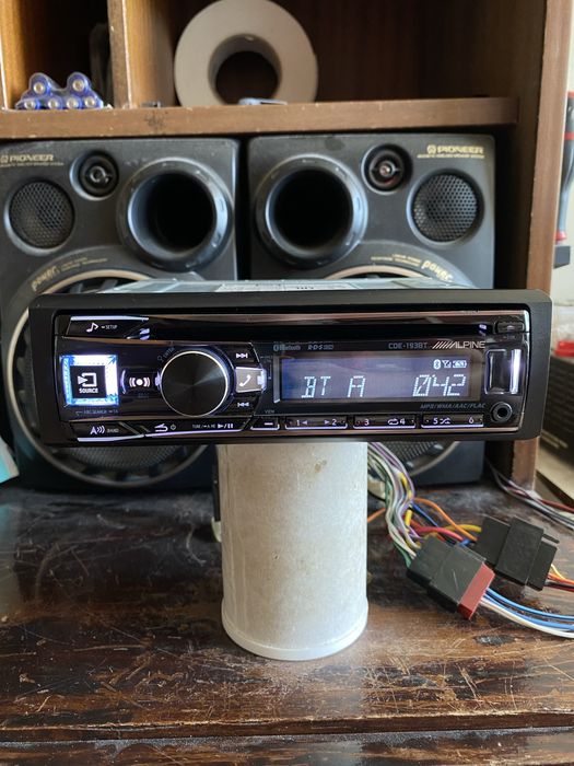 ALPINE CDE-193BT - ВИСОК КЛАС!- BLUETOOTH USB CD mp3 плеър за кола сд авто радио