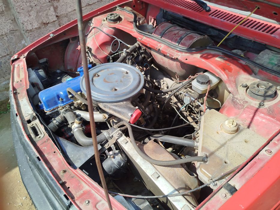 Тезда сотилади москвич 2141