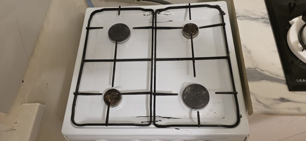 Газовая плита 4 комфорки