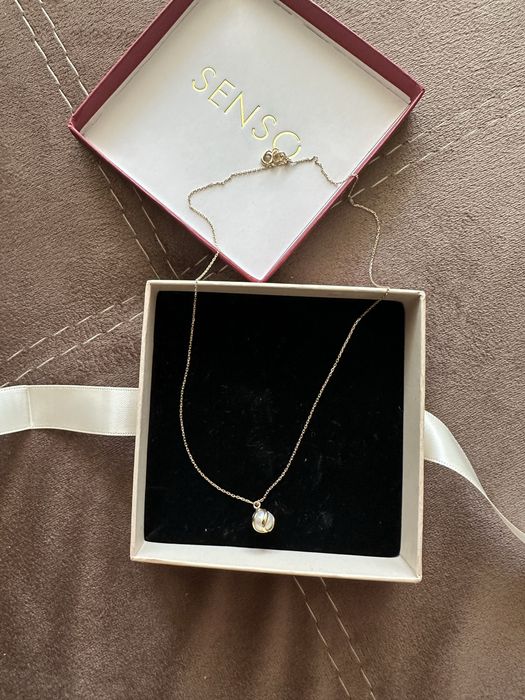 Senso Gold 14K – дамско златно колие с естествени камъни