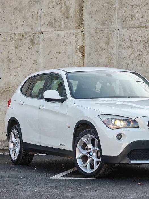Bmw X1 / Autonat / Navi / Xenon / 4x4 / 204 cp