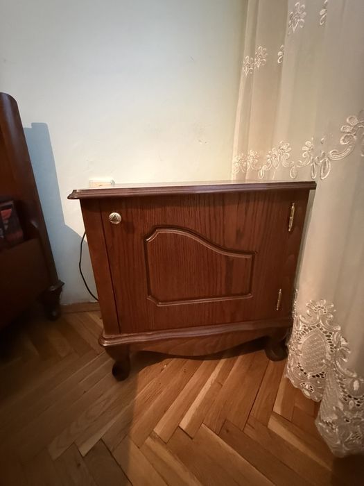 Спален комплект масивно дърво