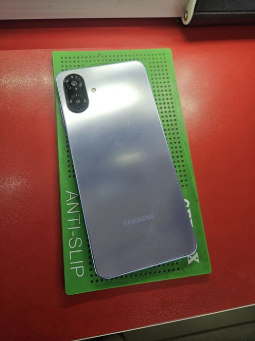 Samsung A07 на 128гб