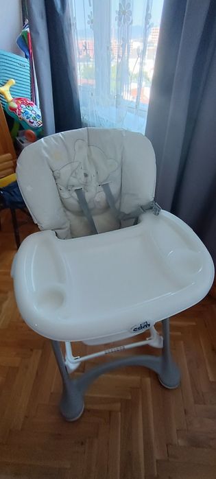 Бебешки стол за хранене