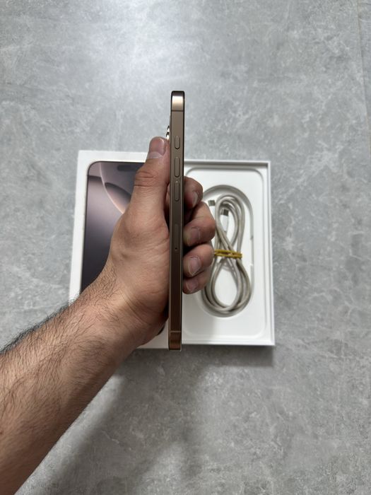 iPhone 16 Pro Max 256GB Desert Titanium