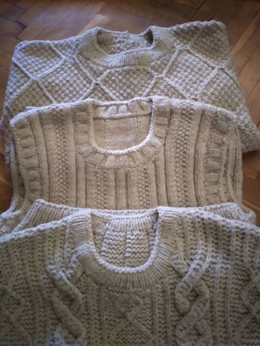 Пуловери от естествена вълна ,ръчна изработка