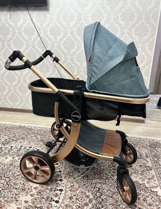 продадим детскую коляску