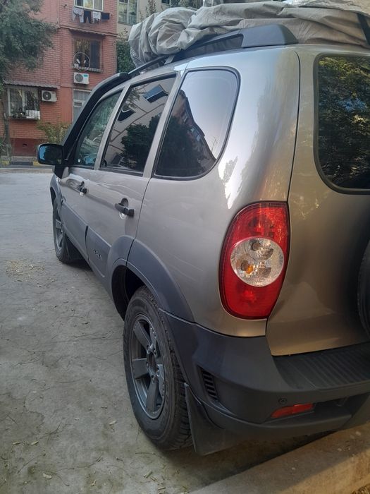 Продаю ниву 2019 года