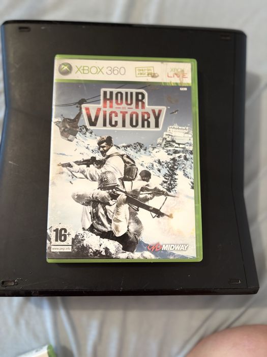 Xbox360 cu 3 jocuri