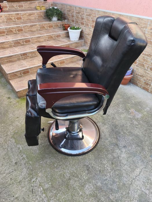 Стол за педикюр    .